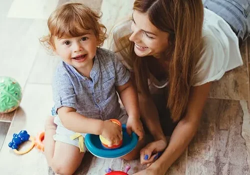 Mom child on vinyl floor | Rigdon Floor Coverings Inc